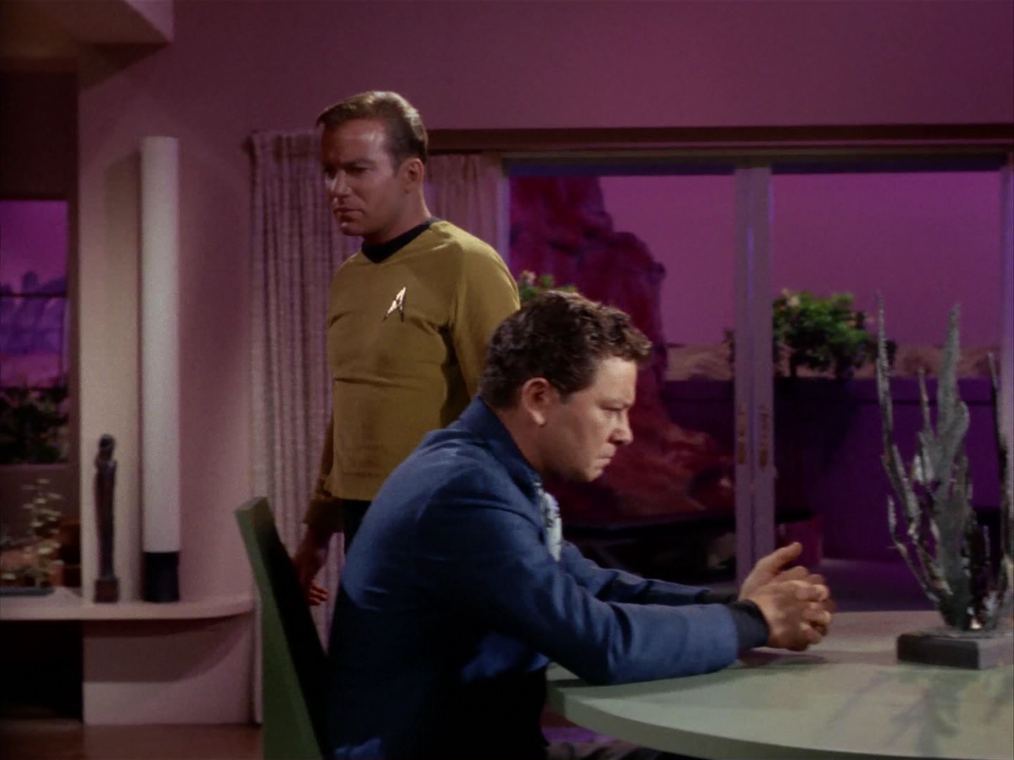 ariane179254_StarTrek_1x13_TheConscienceOfTheKing_0200.jpg