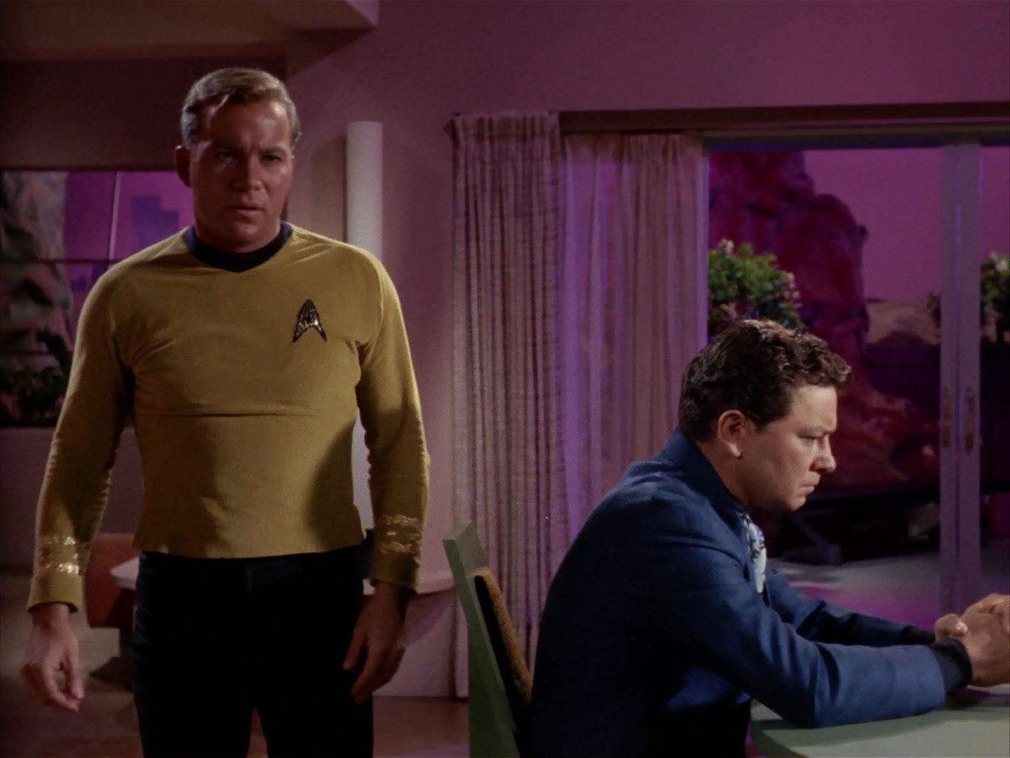 ariane179254_StarTrek_1x13_TheConscienceOfTheKing_0202.jpg