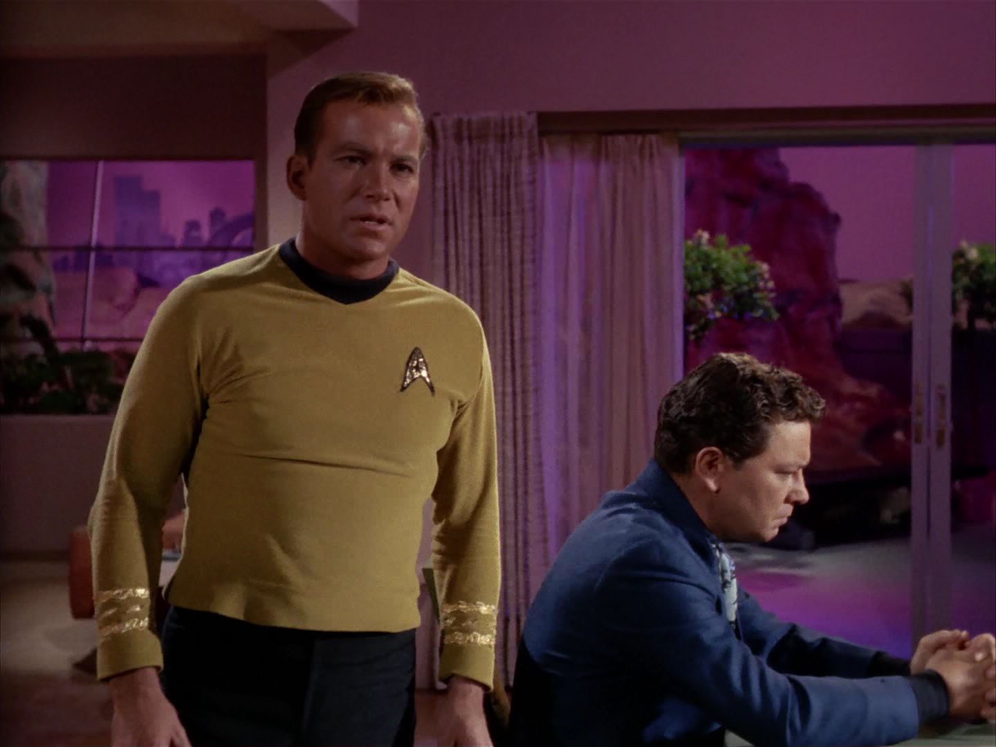 ariane179254_StarTrek_1x13_TheConscienceOfTheKing_0204.jpg