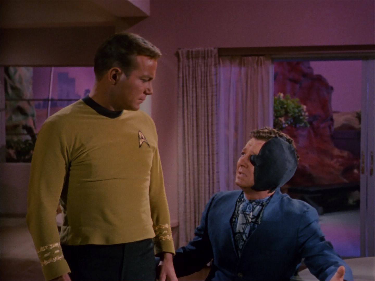 ariane179254_StarTrek_1x13_TheConscienceOfTheKing_0230.jpg