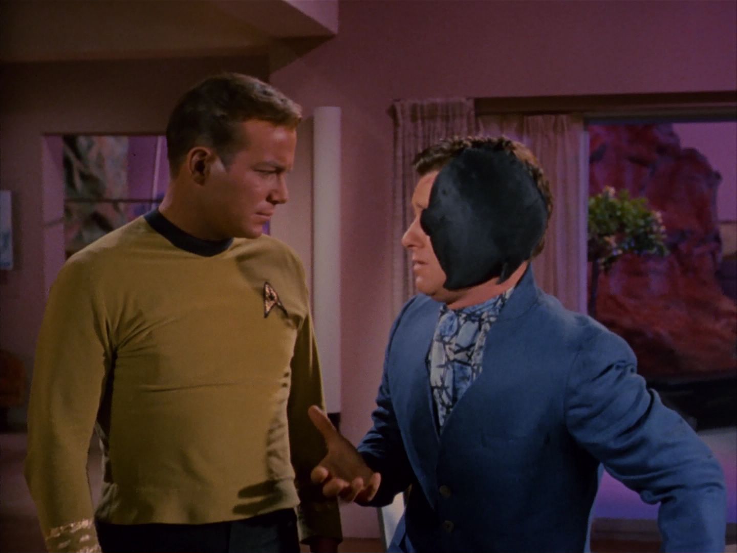 ariane179254_StarTrek_1x13_TheConscienceOfTheKing_0233.jpg