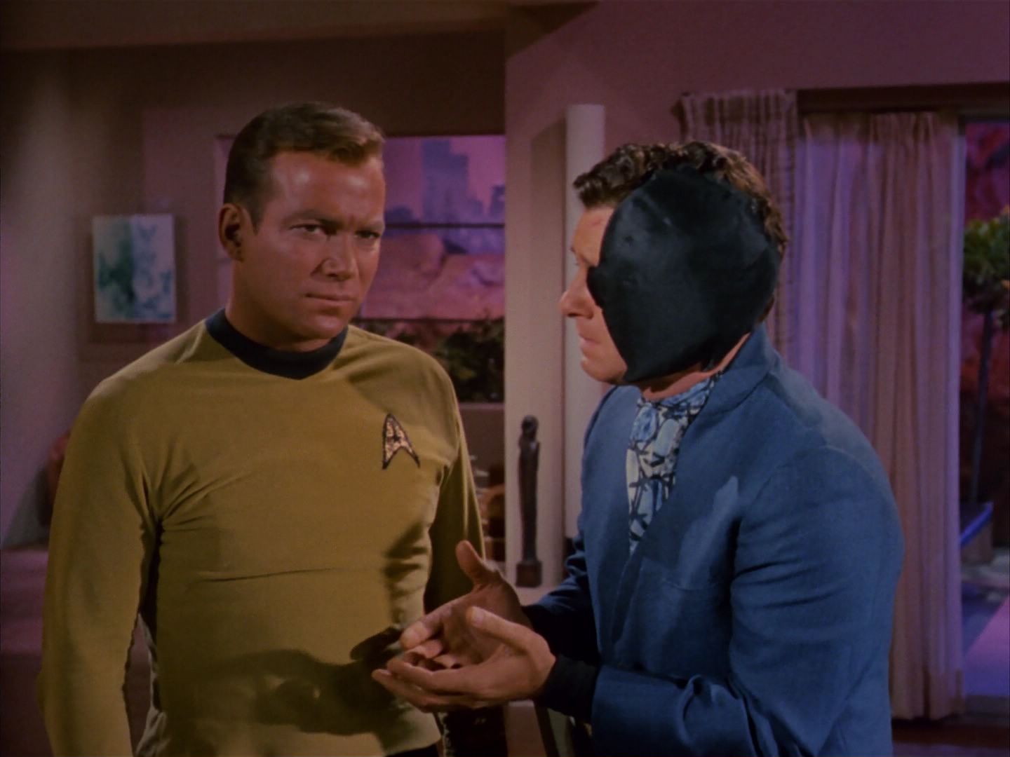 ariane179254_StarTrek_1x13_TheConscienceOfTheKing_0239.jpg