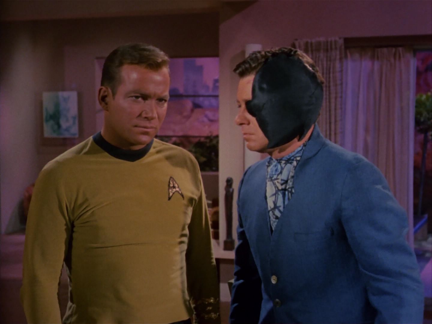 ariane179254_StarTrek_1x13_TheConscienceOfTheKing_0244.jpg