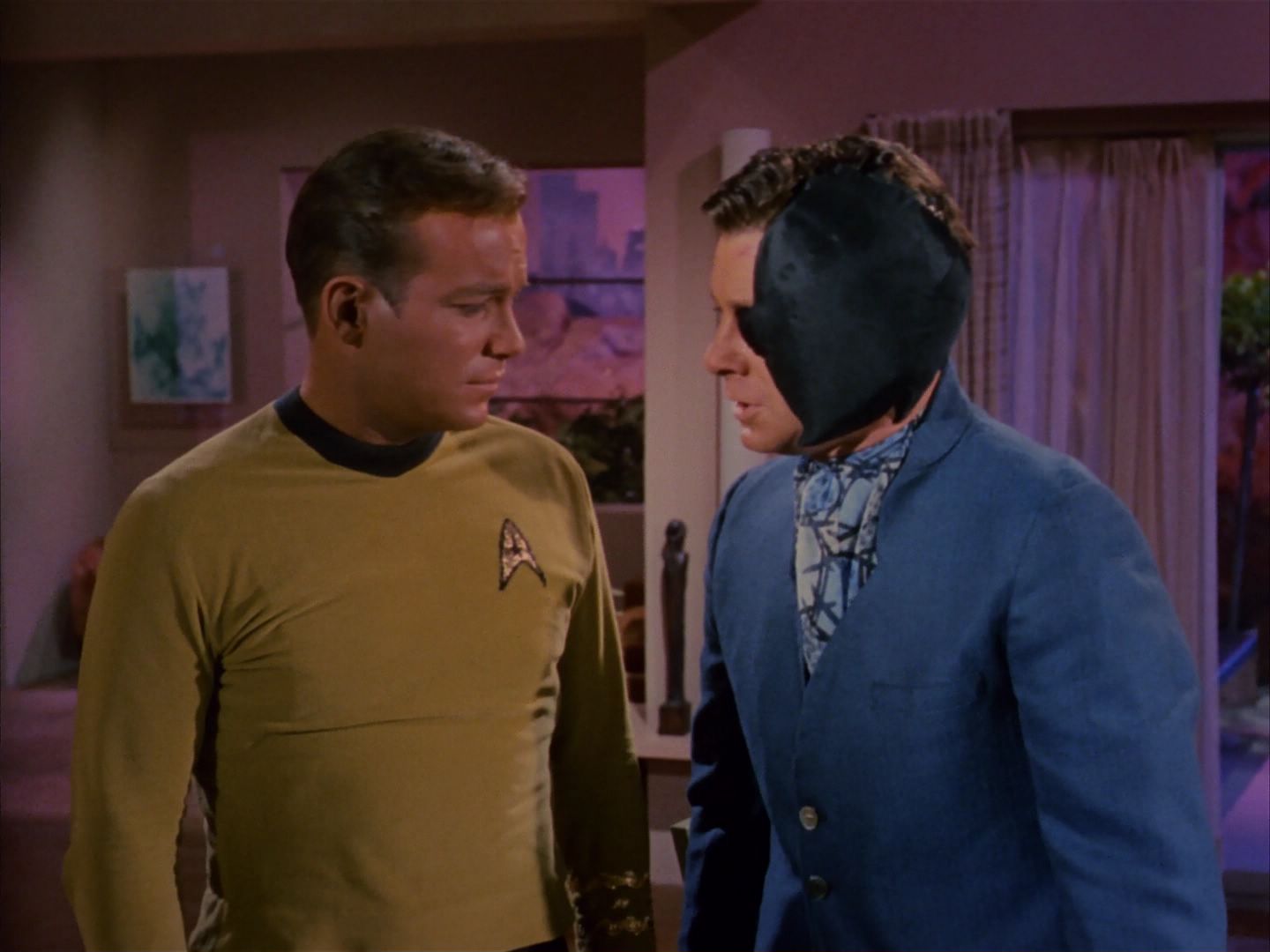 ariane179254_StarTrek_1x13_TheConscienceOfTheKing_0258.jpg