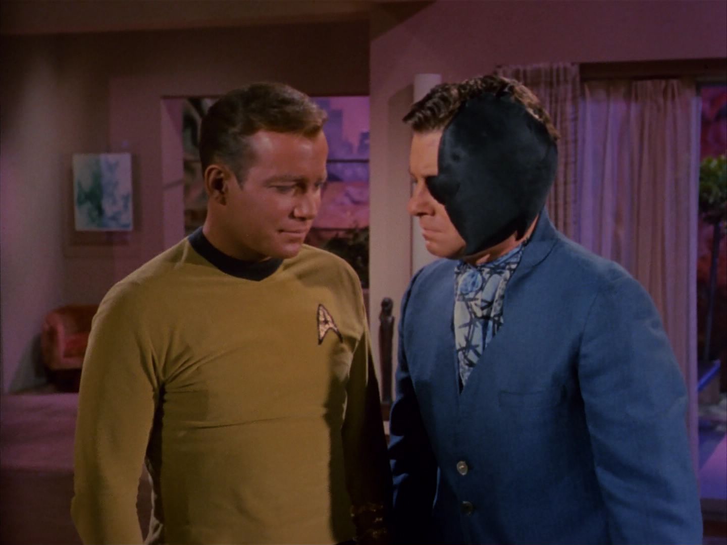 ariane179254_StarTrek_1x13_TheConscienceOfTheKing_0262.jpg