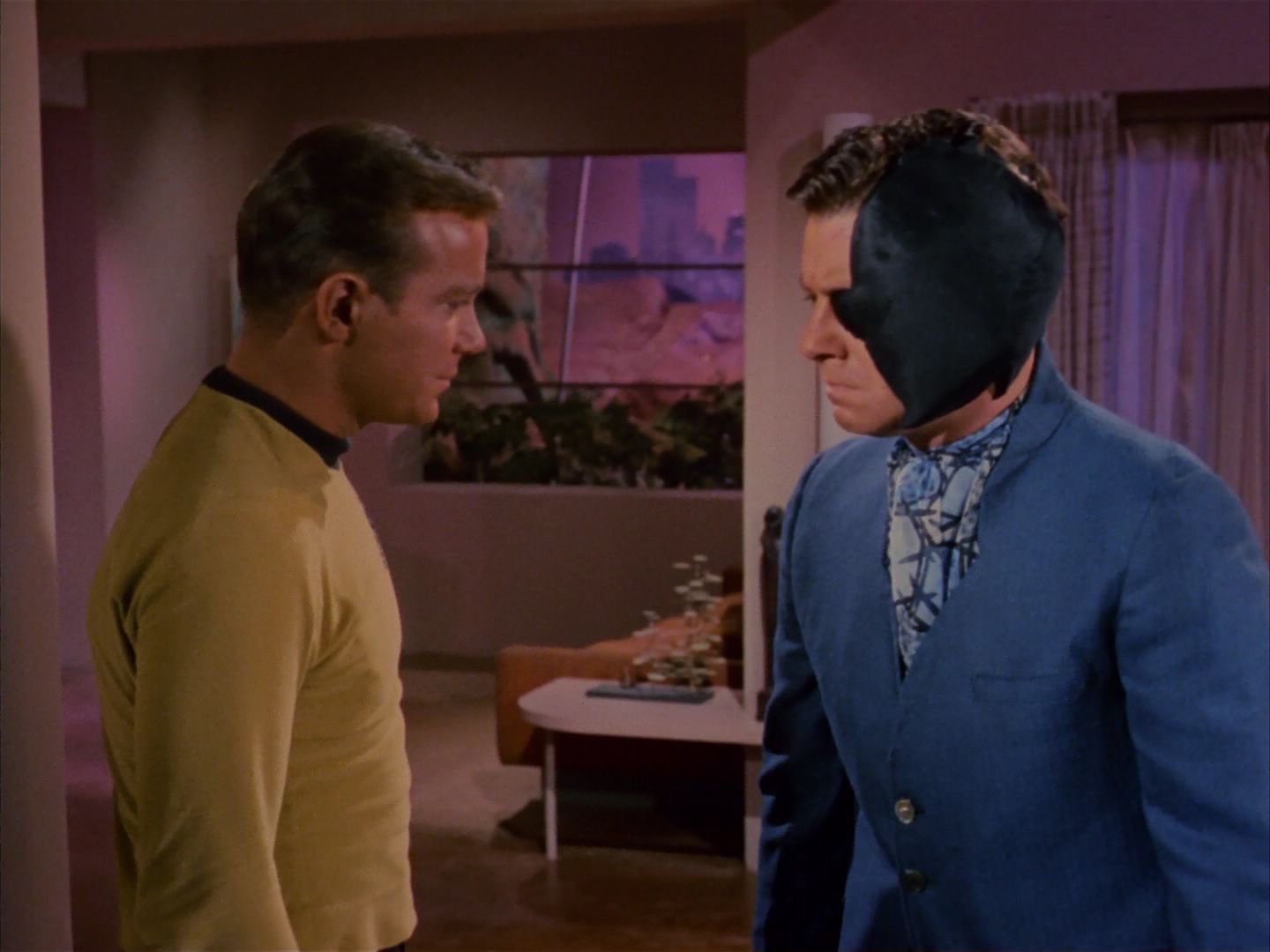ariane179254_StarTrek_1x13_TheConscienceOfTheKing_0267.jpg
