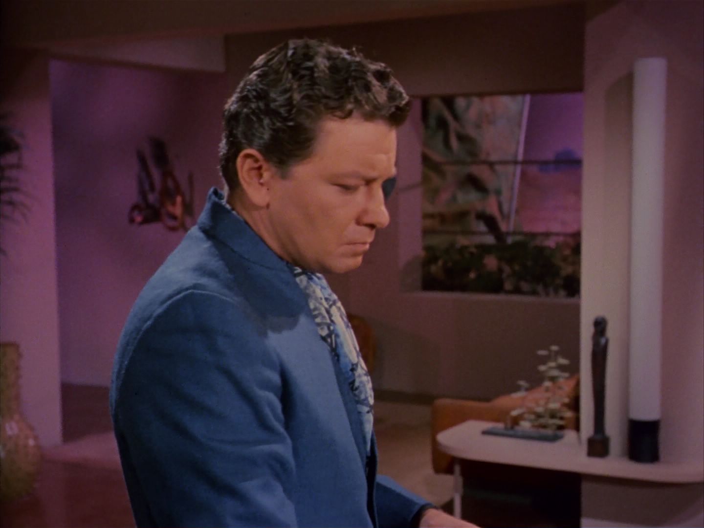 ariane179254_StarTrek_1x13_TheConscienceOfTheKing_0275.jpg