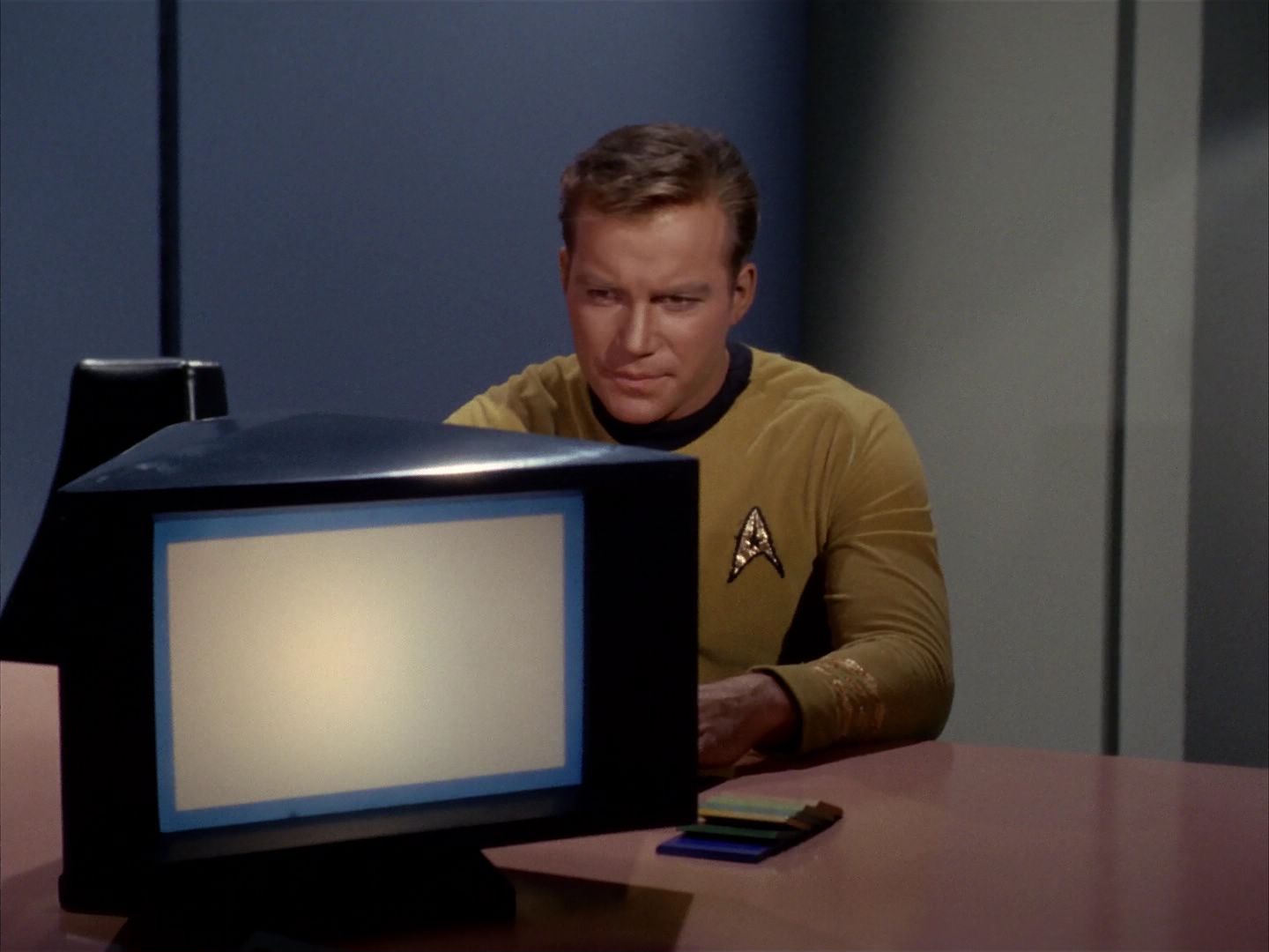 ariane179254_StarTrek_1x13_TheConscienceOfTheKing_0404.jpg