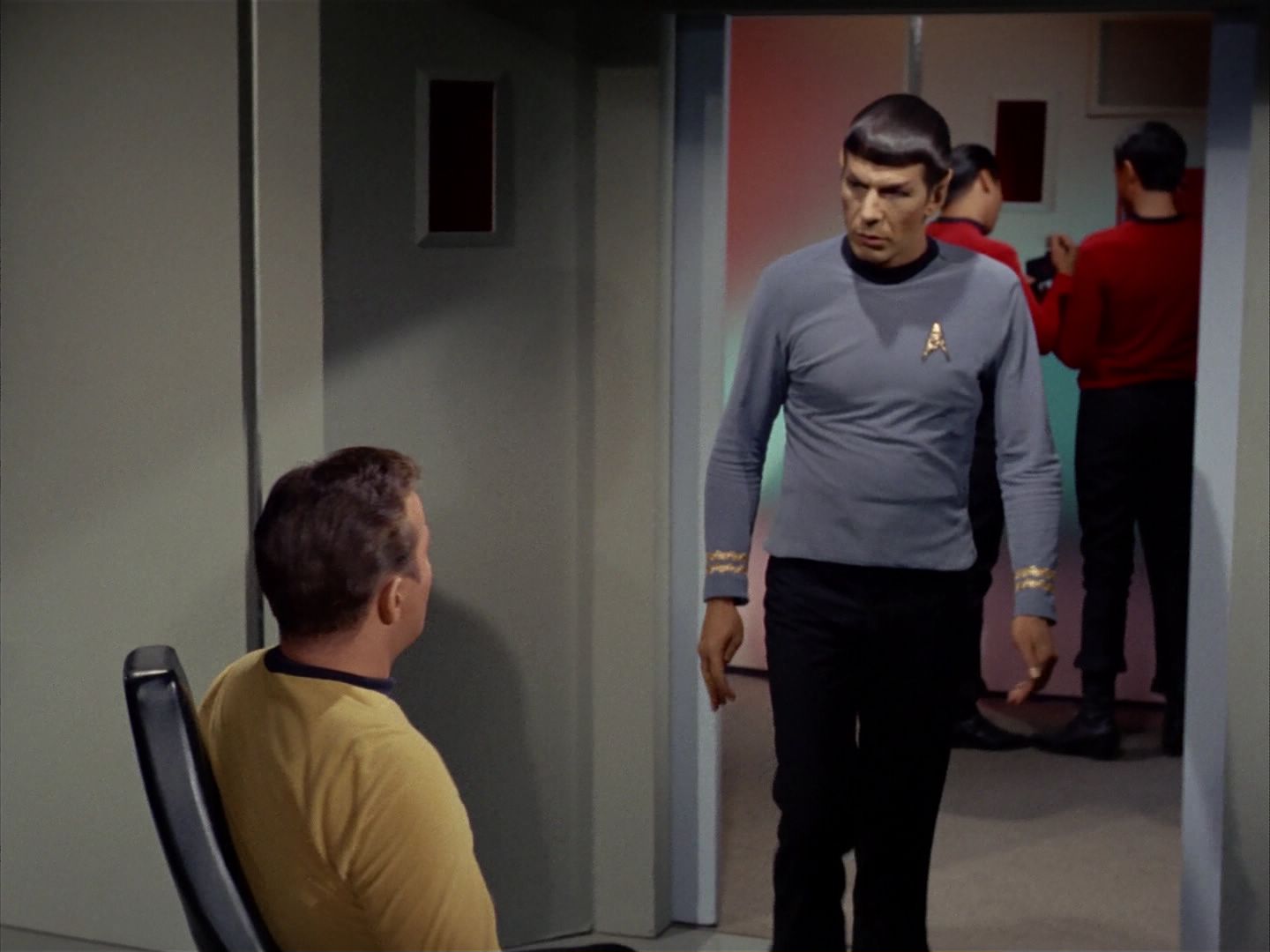 ariane179254_StarTrek_1x13_TheConscienceOfTheKing_0431.jpg