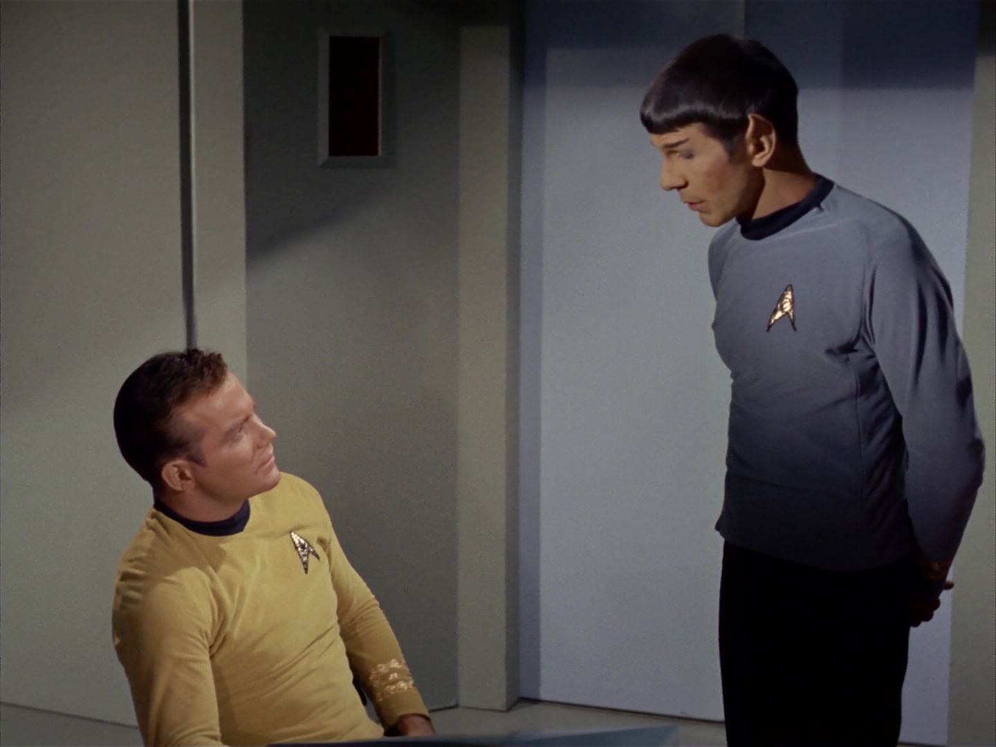 ariane179254_StarTrek_1x13_TheConscienceOfTheKing_0441.jpg