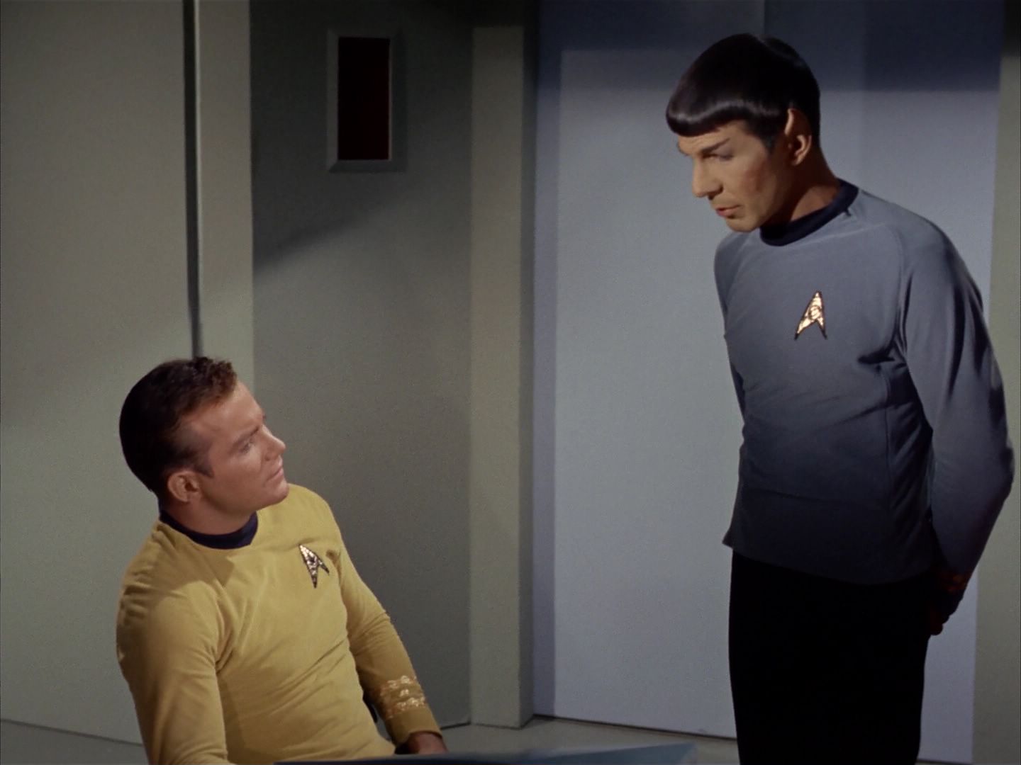 ariane179254_StarTrek_1x13_TheConscienceOfTheKing_0442.jpg