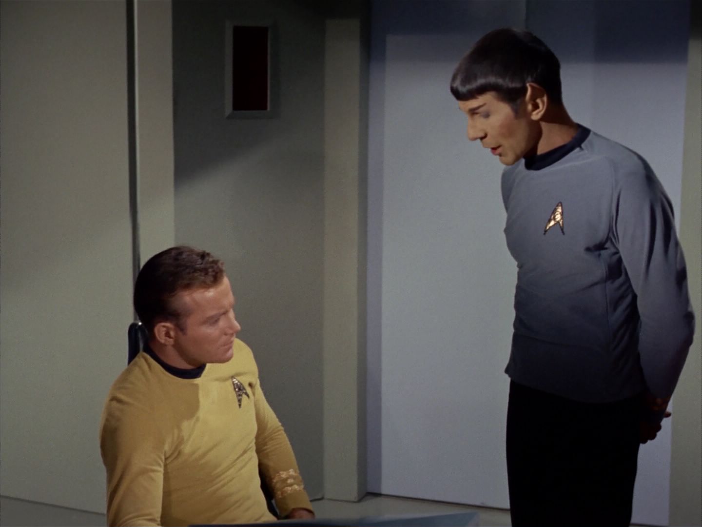 ariane179254_StarTrek_1x13_TheConscienceOfTheKing_0443.jpg