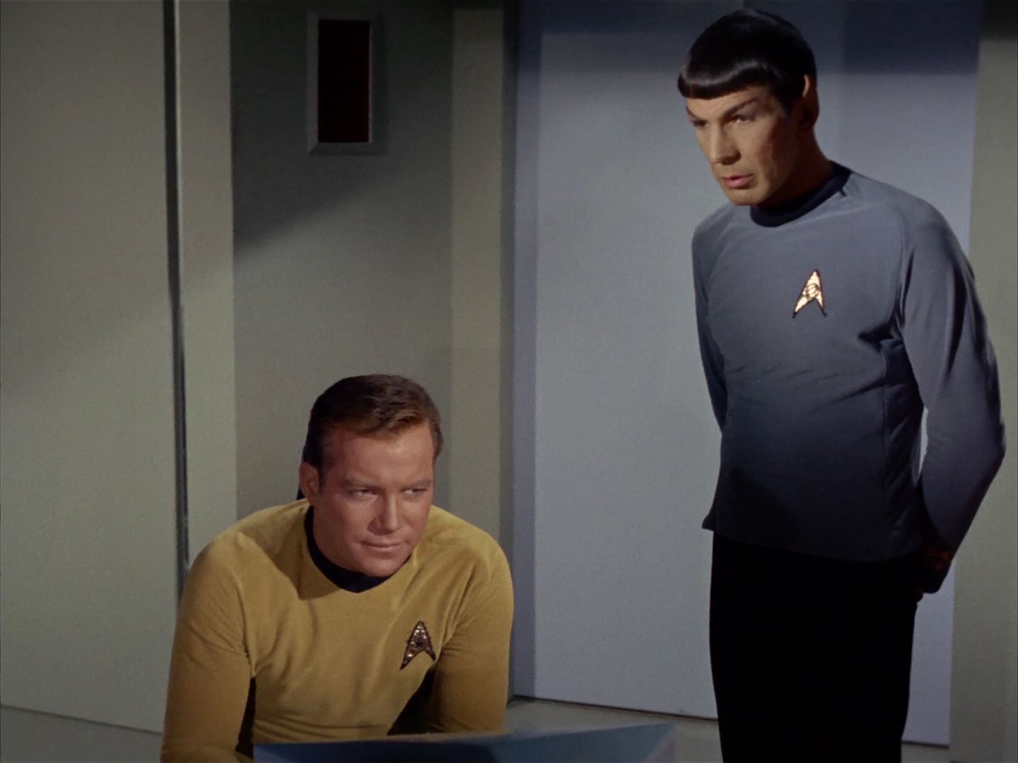 ariane179254_StarTrek_1x13_TheConscienceOfTheKing_0446.jpg