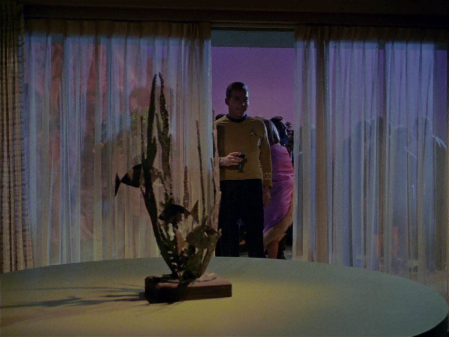 ariane179254_StarTrek_1x13_TheConscienceOfTheKing_0463.jpg