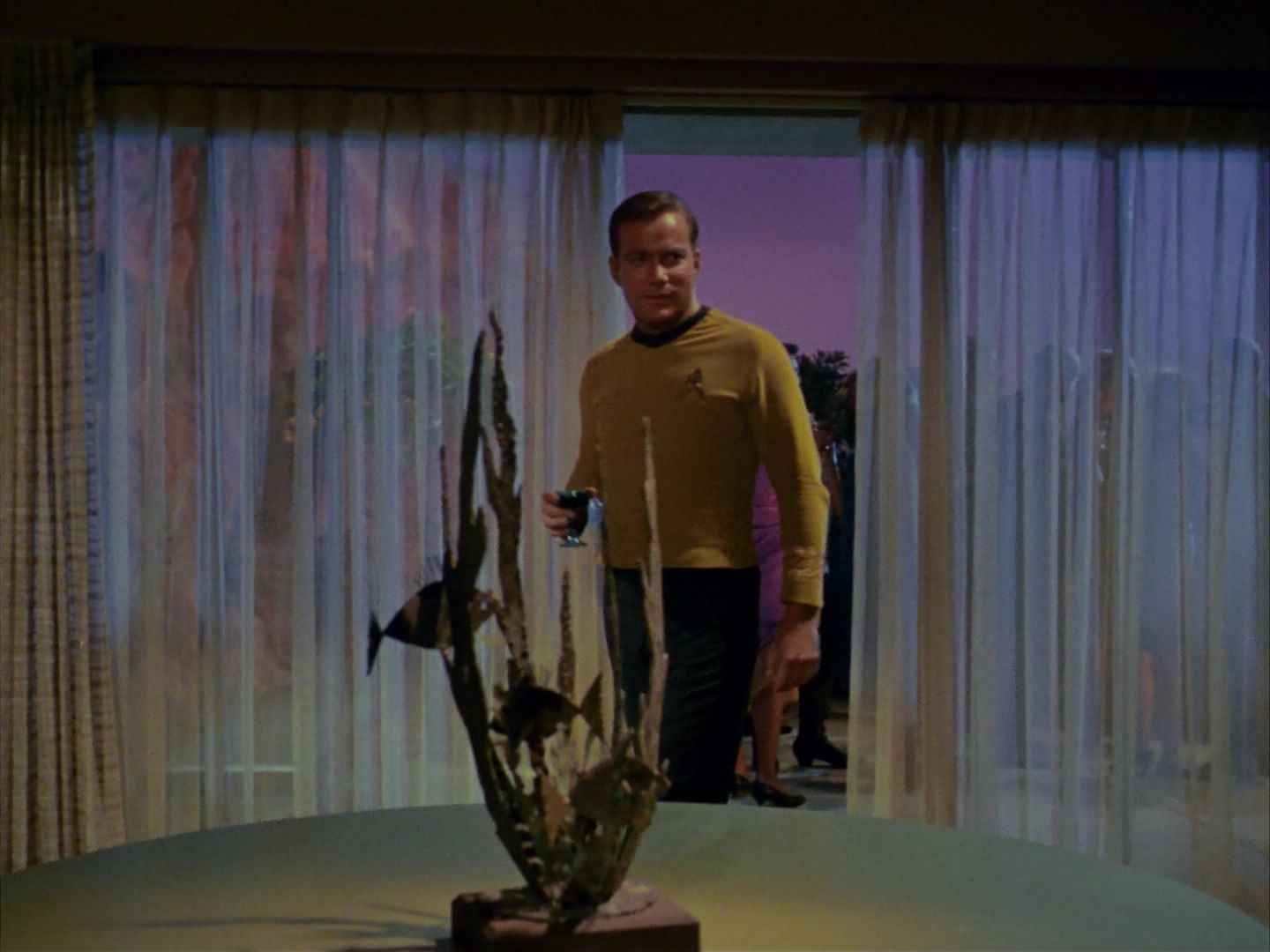 ariane179254_StarTrek_1x13_TheConscienceOfTheKing_0466.jpg