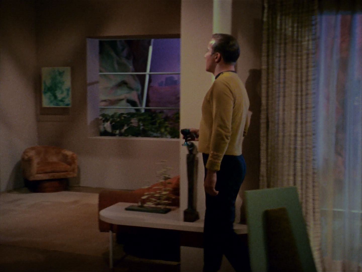ariane179254_StarTrek_1x13_TheConscienceOfTheKing_0469.jpg