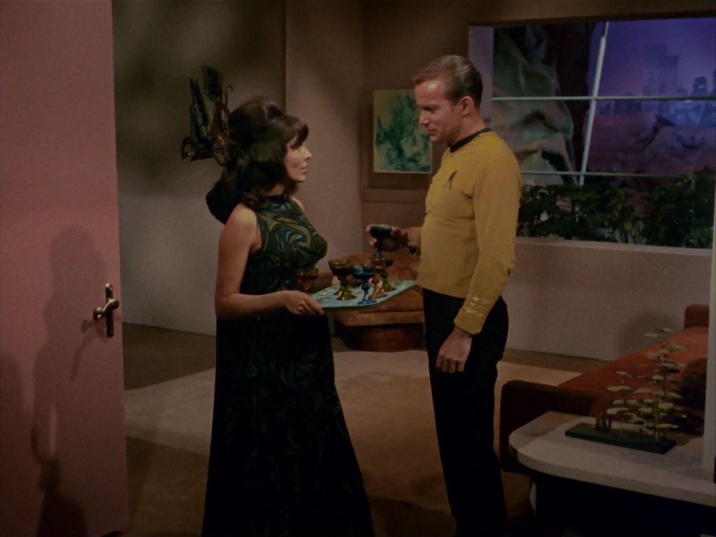 ariane179254_StarTrek_1x13_TheConscienceOfTheKing_0473.jpg