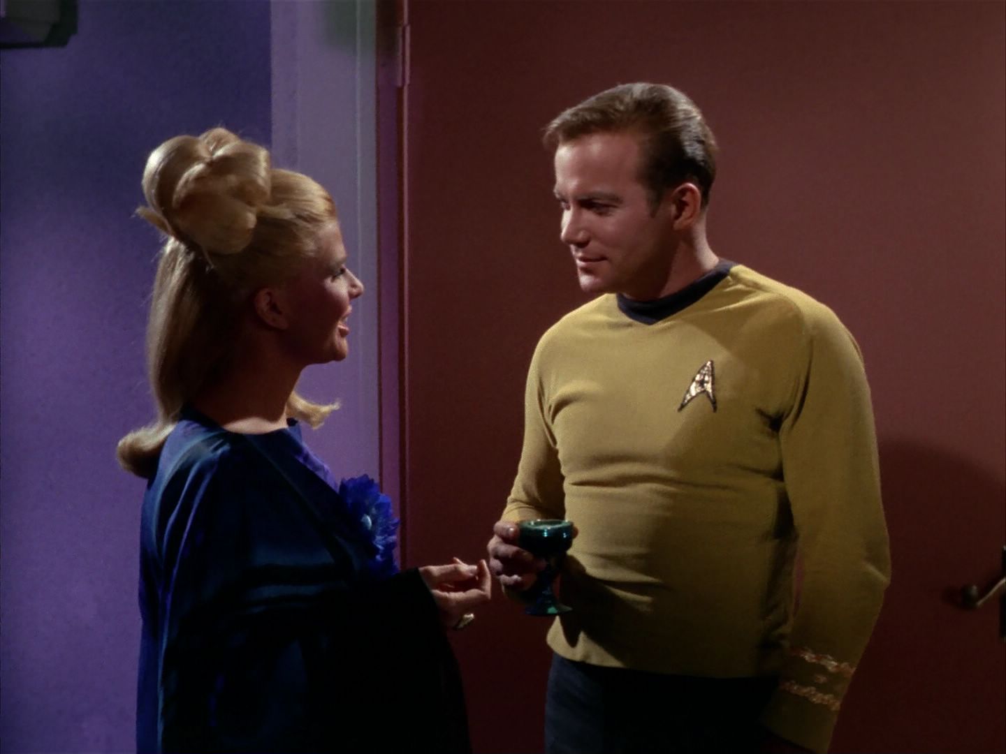 ariane179254_StarTrek_1x13_TheConscienceOfTheKing_0499.jpg
