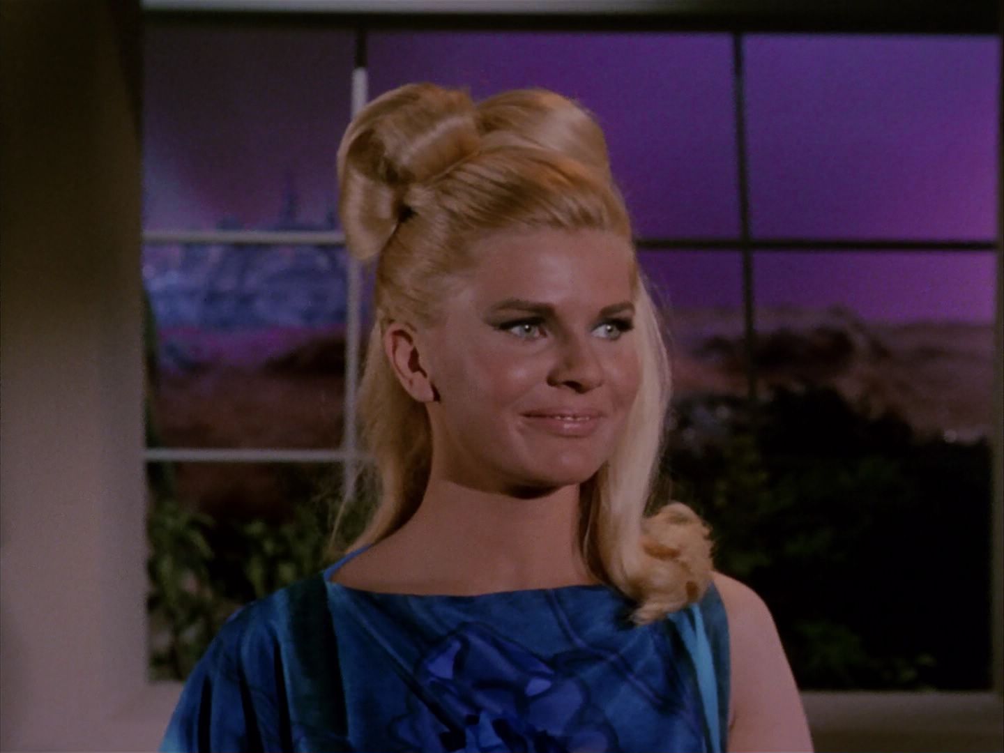 ariane179254_StarTrek_1x13_TheConscienceOfTheKing_0653.jpg
