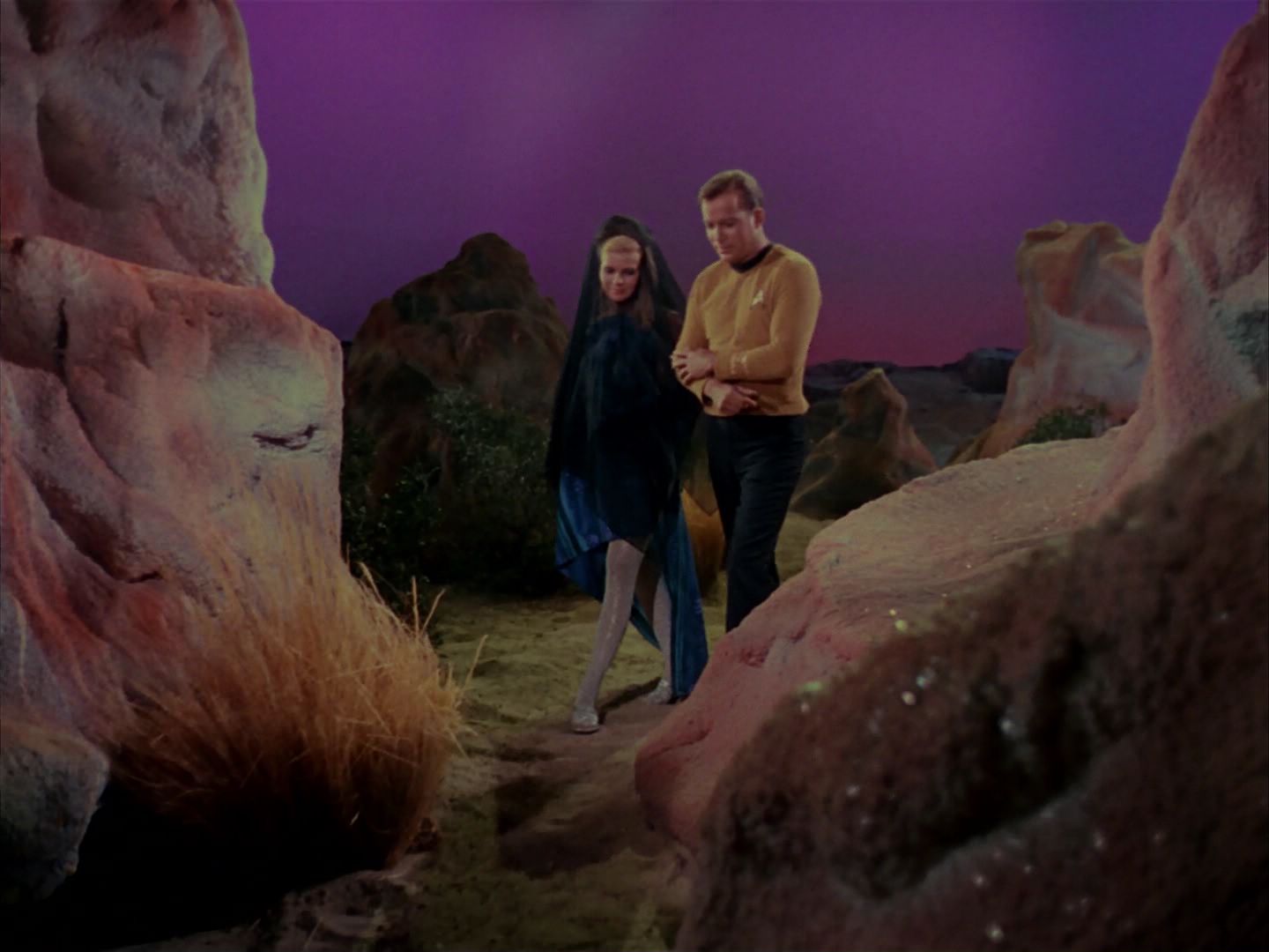 ariane179254_StarTrek_1x13_TheConscienceOfTheKing_0658.jpg