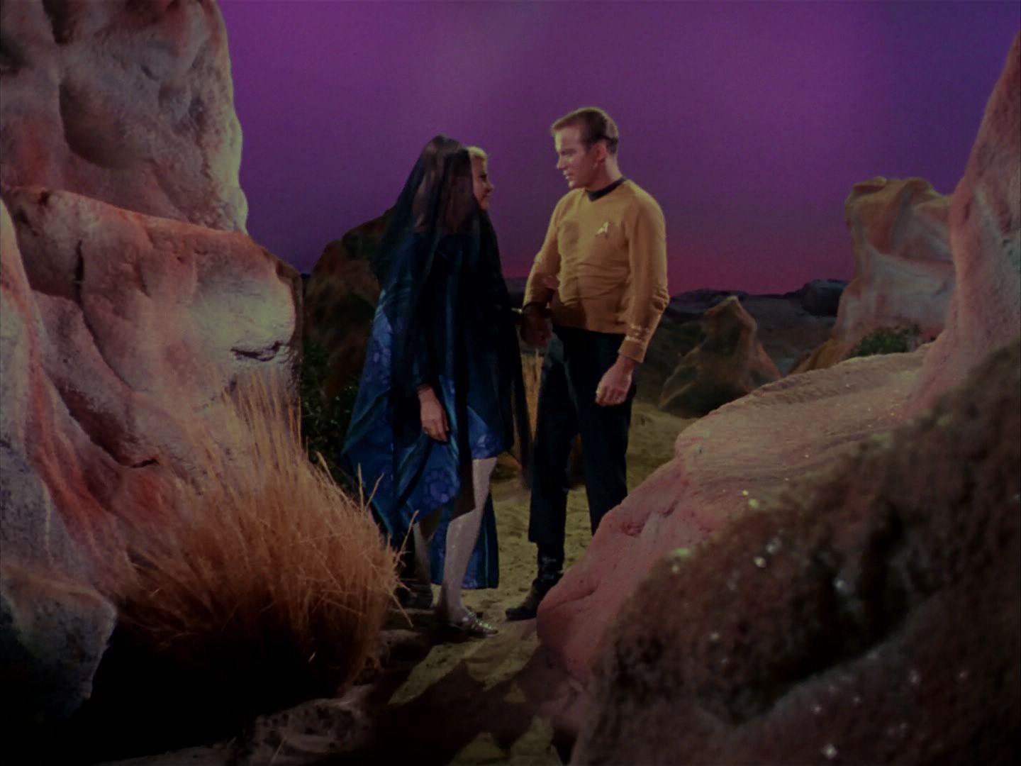 ariane179254_StarTrek_1x13_TheConscienceOfTheKing_0662.jpg