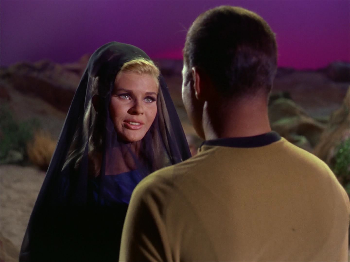 ariane179254_StarTrek_1x13_TheConscienceOfTheKing_0675.jpg