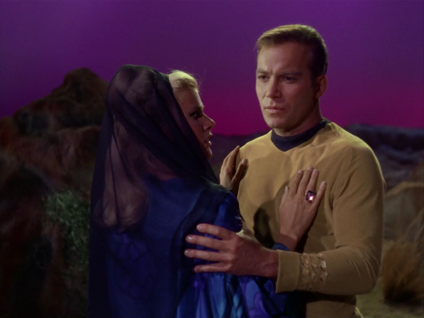 ariane179254_StarTrek_1x13_TheConscienceOfTheKing_0701.jpg