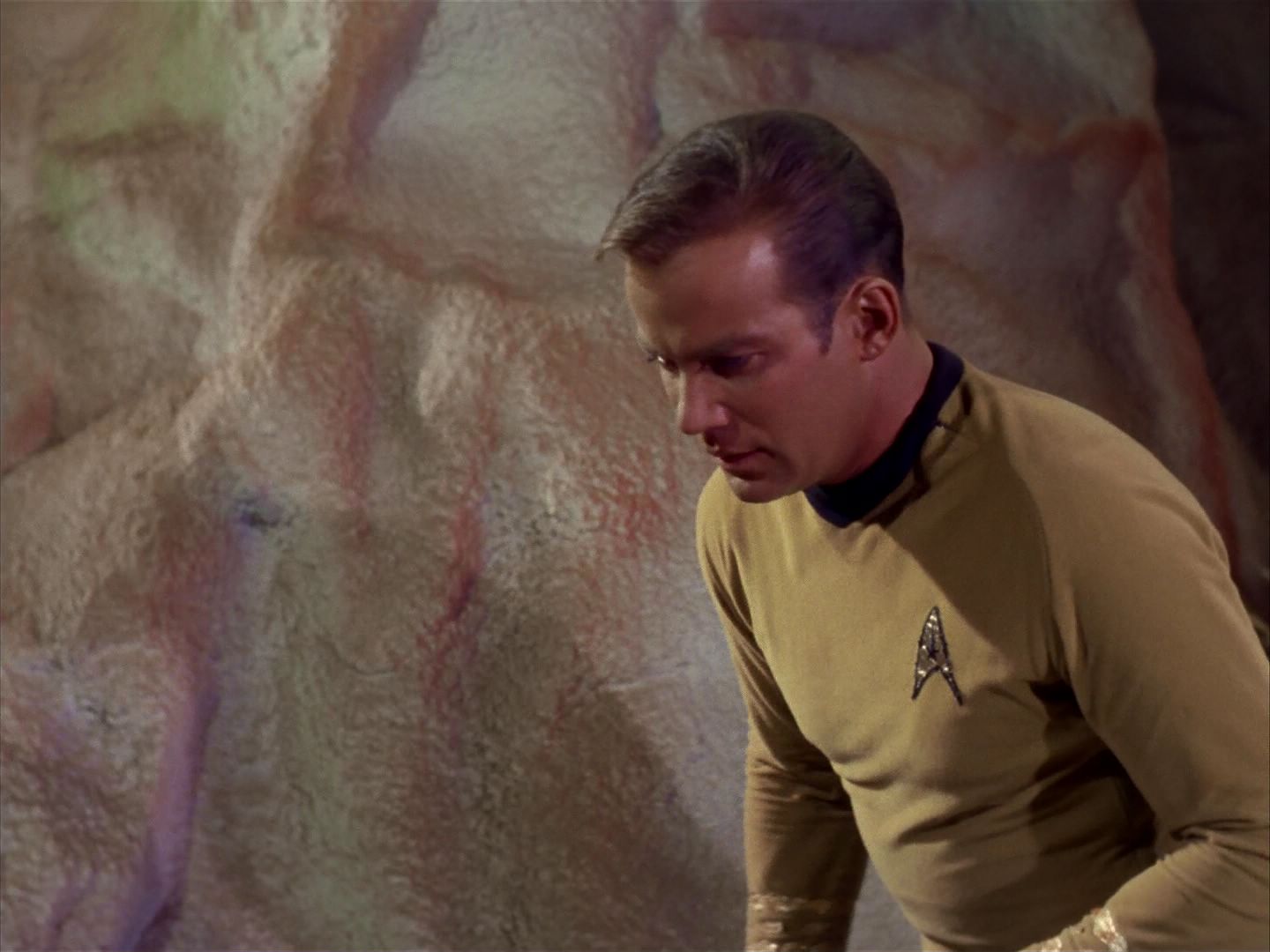 ariane179254_StarTrek_1x13_TheConscienceOfTheKing_0713.jpg