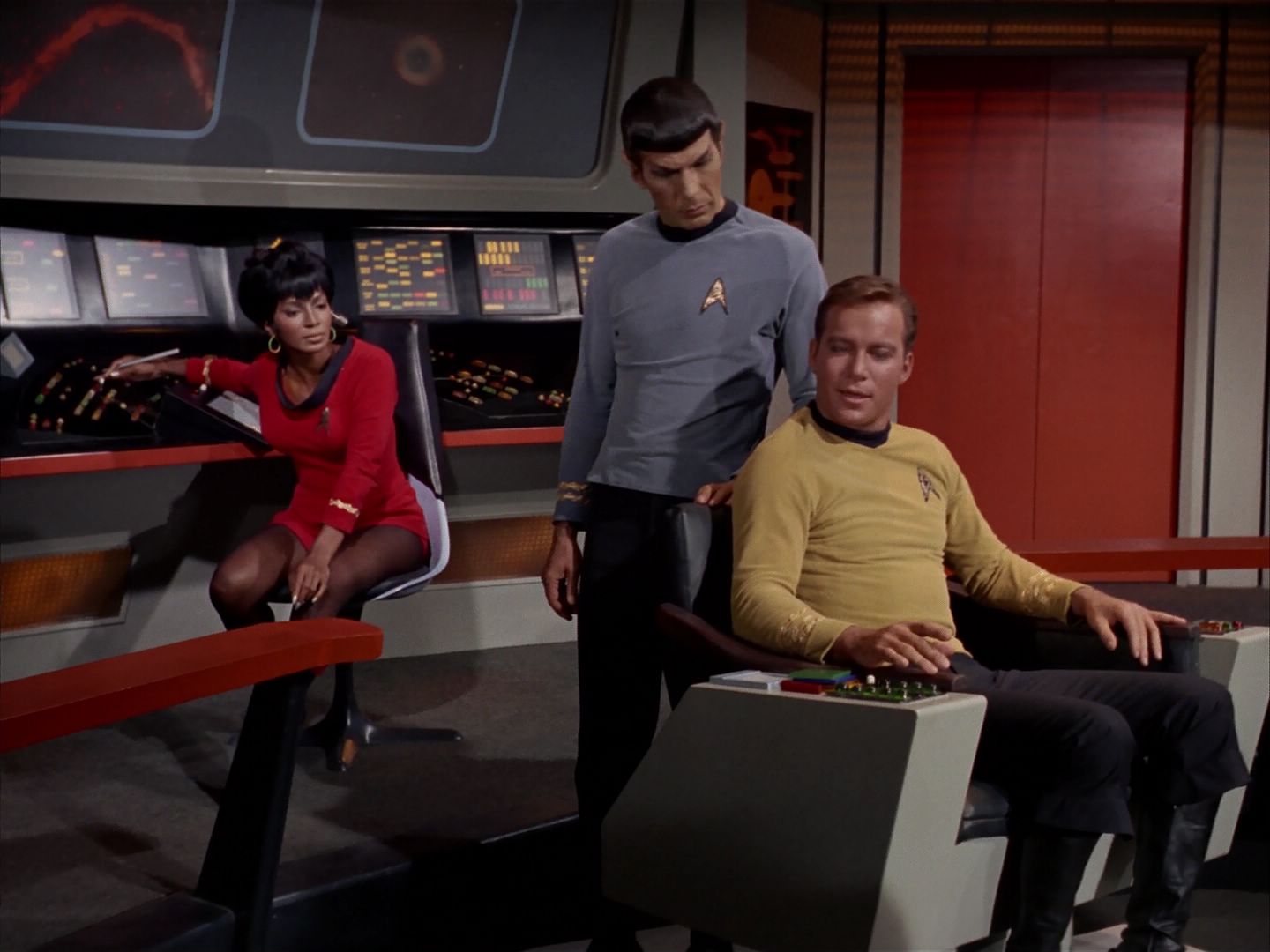 ariane179254_StarTrek_1x13_TheConscienceOfTheKing_0862.jpg