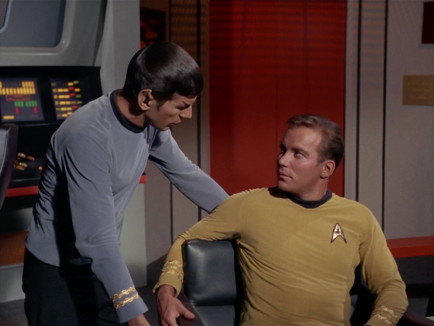 ariane179254_StarTrek_1x13_TheConscienceOfTheKing_0883.jpg
