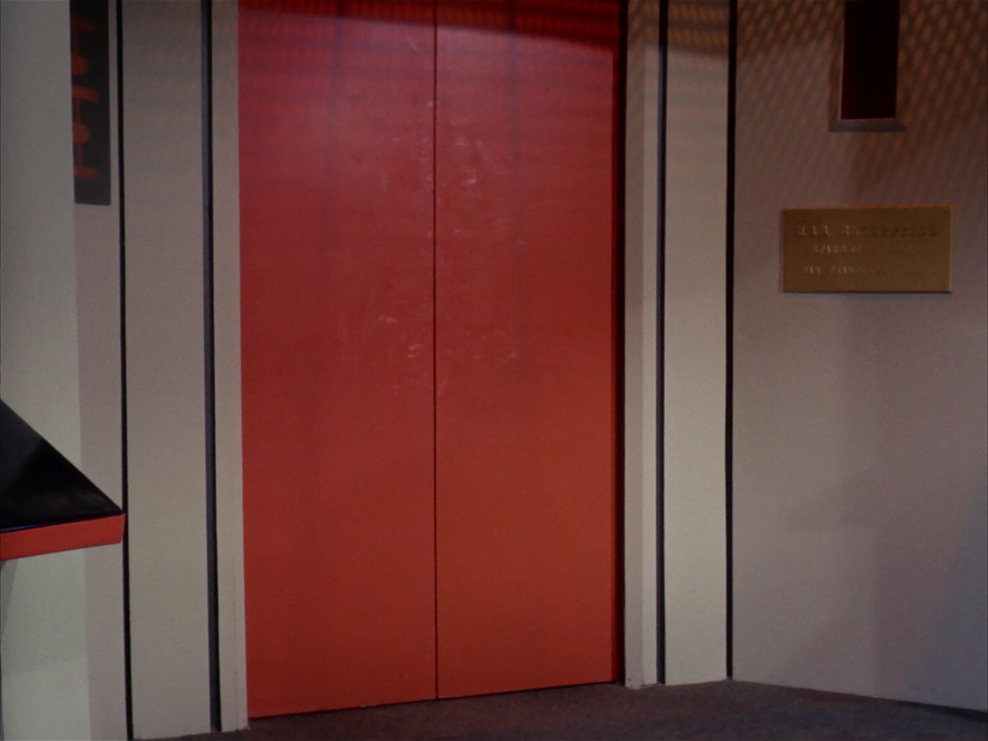 ariane179254_StarTrek_1x13_TheConscienceOfTheKing_0889.jpg