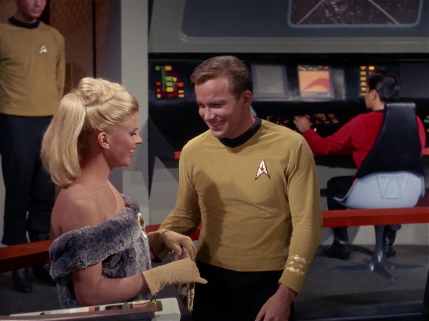 ariane179254_StarTrek_1x13_TheConscienceOfTheKing_0904.jpg