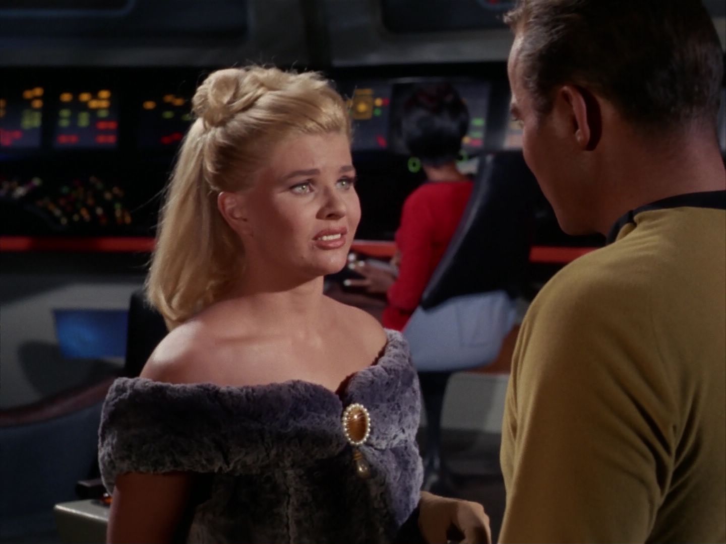ariane179254_StarTrek_1x13_TheConscienceOfTheKing_0920.jpg