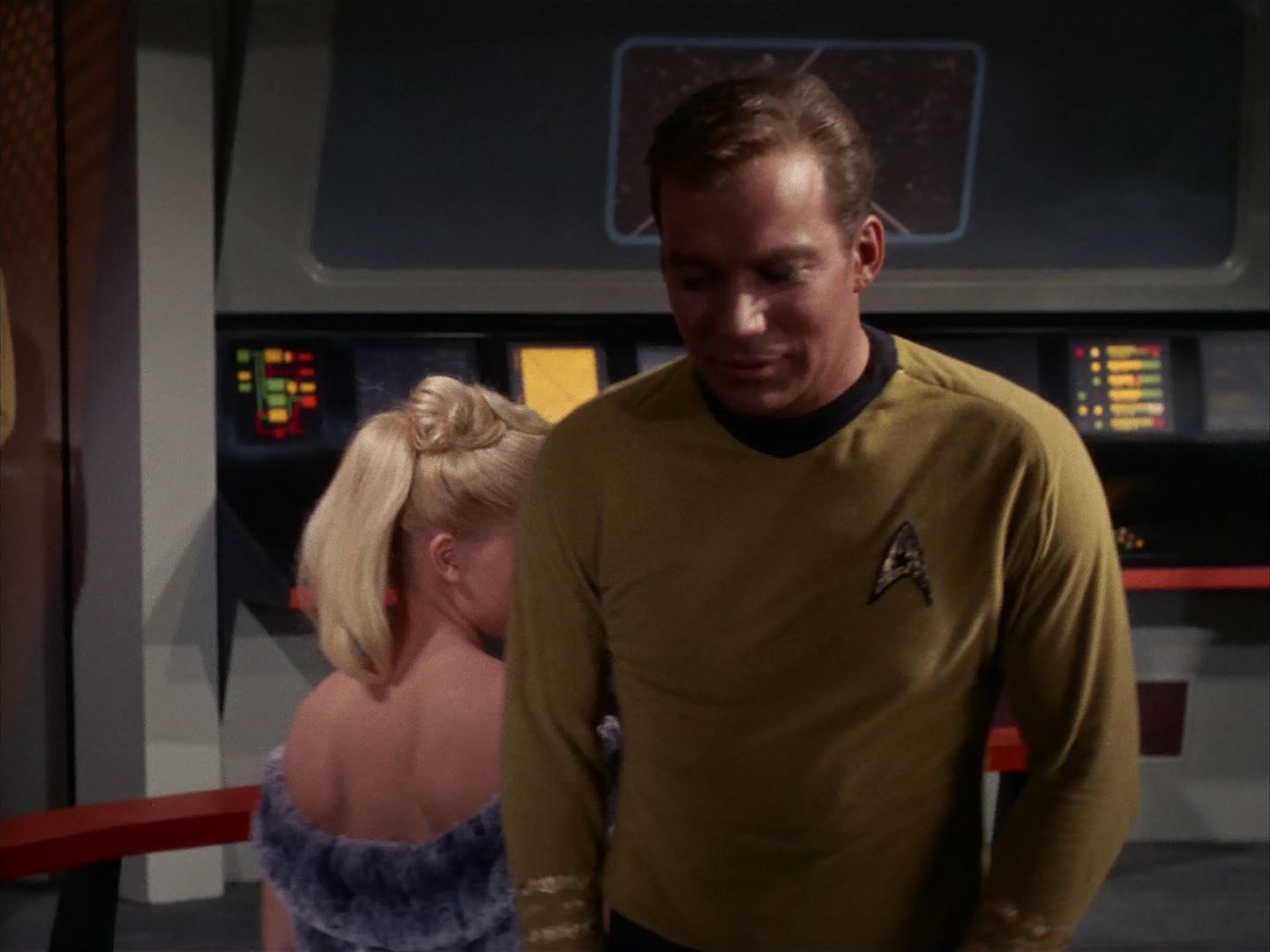 ariane179254_StarTrek_1x13_TheConscienceOfTheKing_0934.jpg