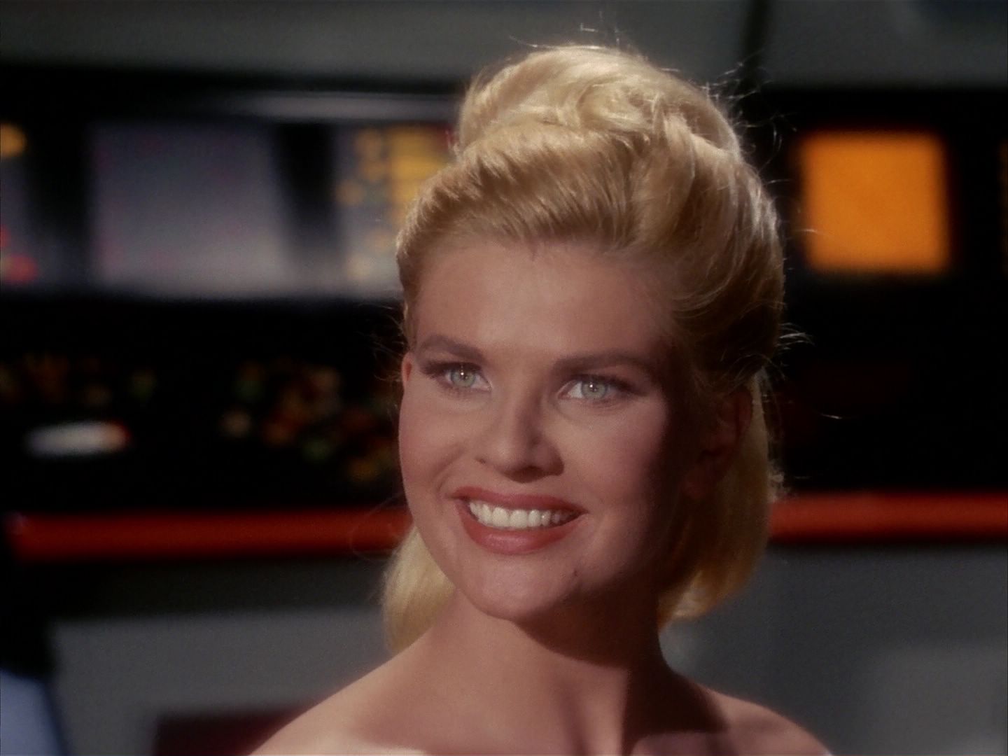 ariane179254_StarTrek_1x13_TheConscienceOfTheKing_0967.jpg