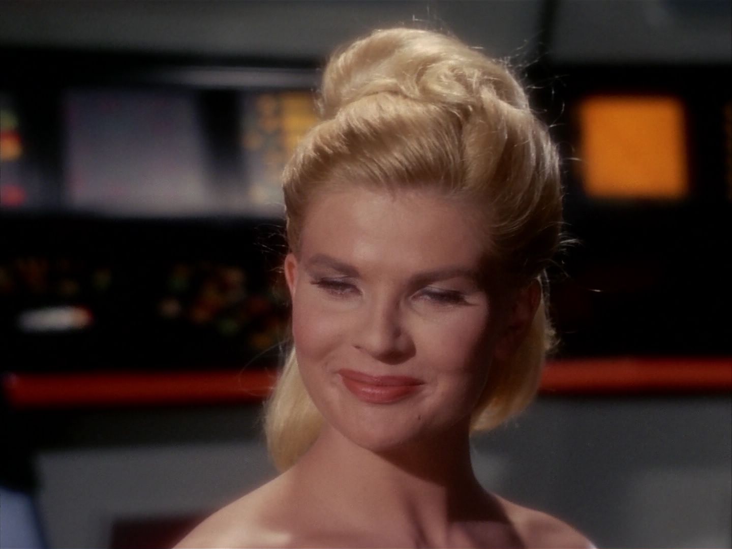 ariane179254_StarTrek_1x13_TheConscienceOfTheKing_0979.jpg
