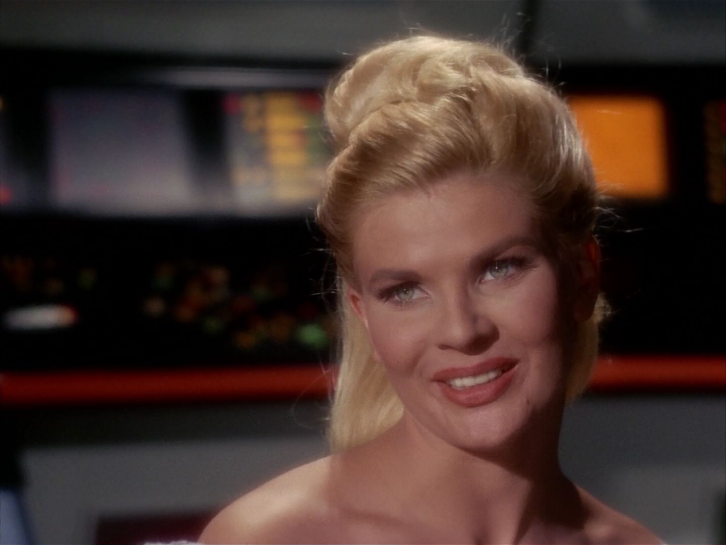 ariane179254_StarTrek_1x13_TheConscienceOfTheKing_0983.jpg