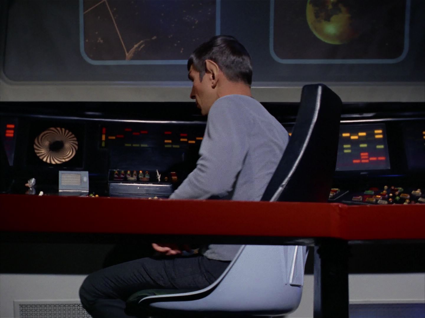 ariane179254_StarTrek_1x13_TheConscienceOfTheKing_1020.jpg
