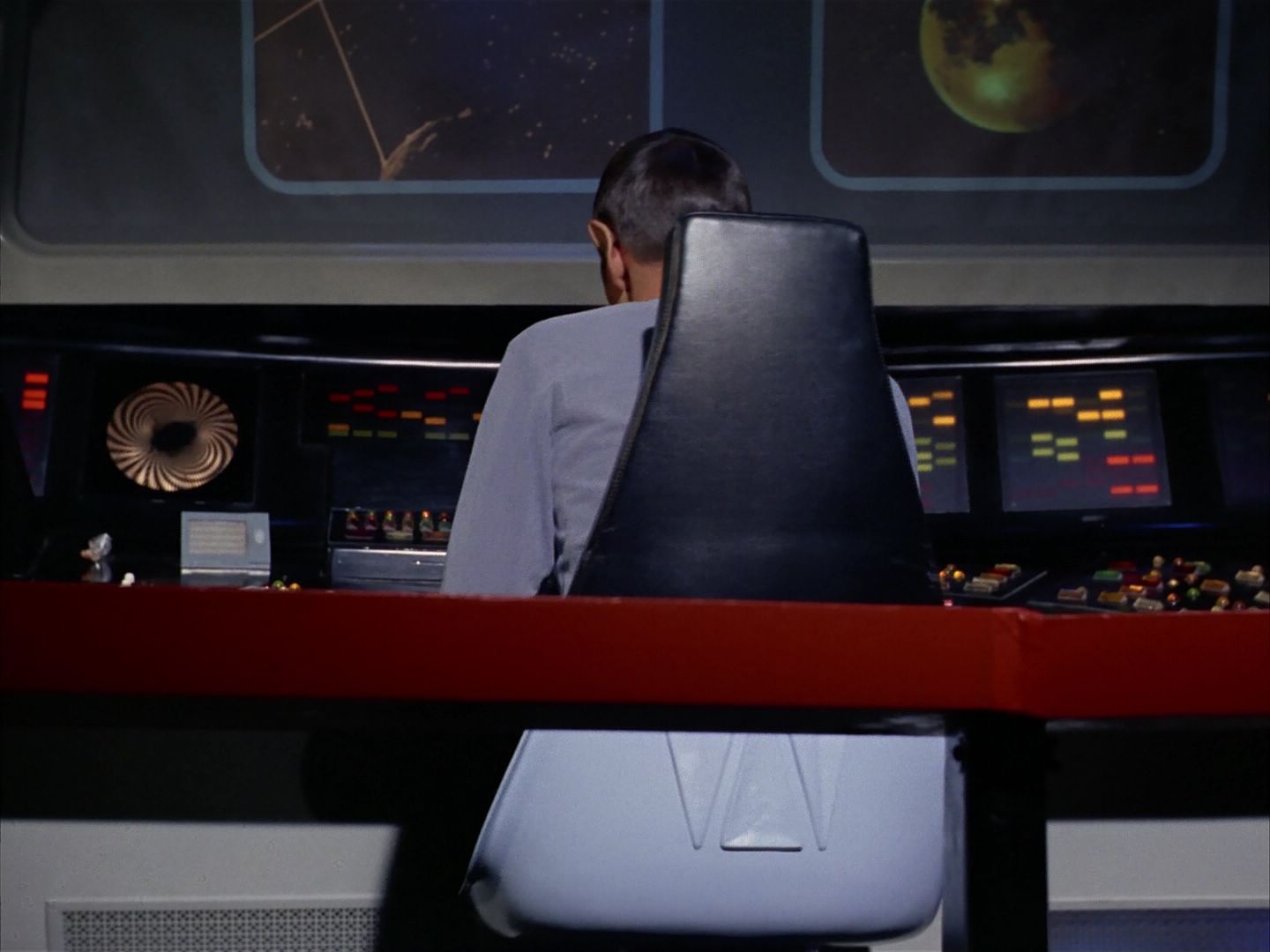 ariane179254_StarTrek_1x13_TheConscienceOfTheKing_1021.jpg