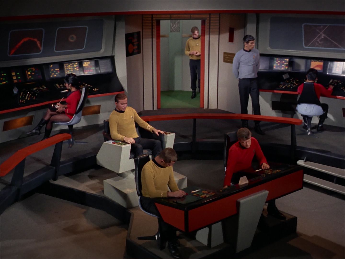 ariane179254_StarTrek_1x13_TheConscienceOfTheKing_1046.jpg
