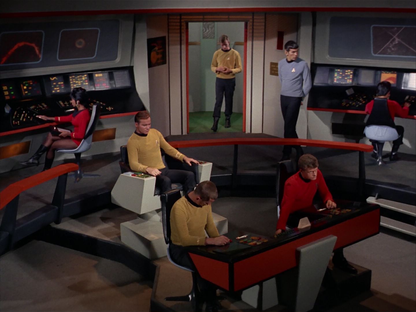 ariane179254_StarTrek_1x13_TheConscienceOfTheKing_1047.jpg