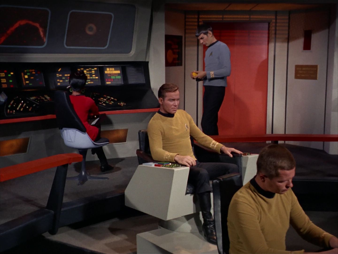 ariane179254_StarTrek_1x13_TheConscienceOfTheKing_1053.jpg