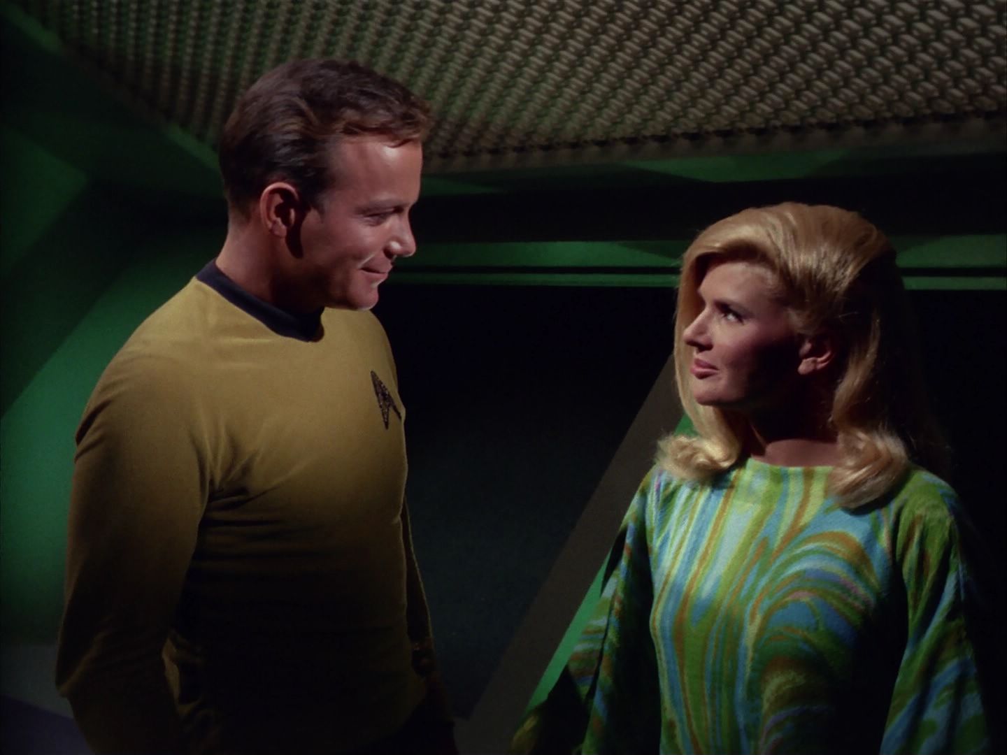 ariane179254_StarTrek_1x13_TheConscienceOfTheKing_1285.jpg