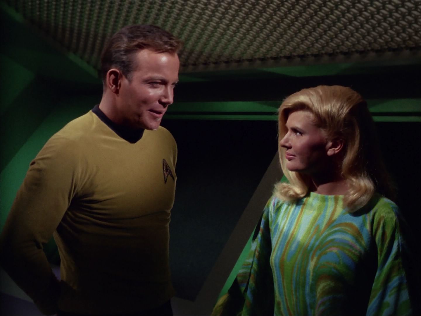 ariane179254_StarTrek_1x13_TheConscienceOfTheKing_1288.jpg