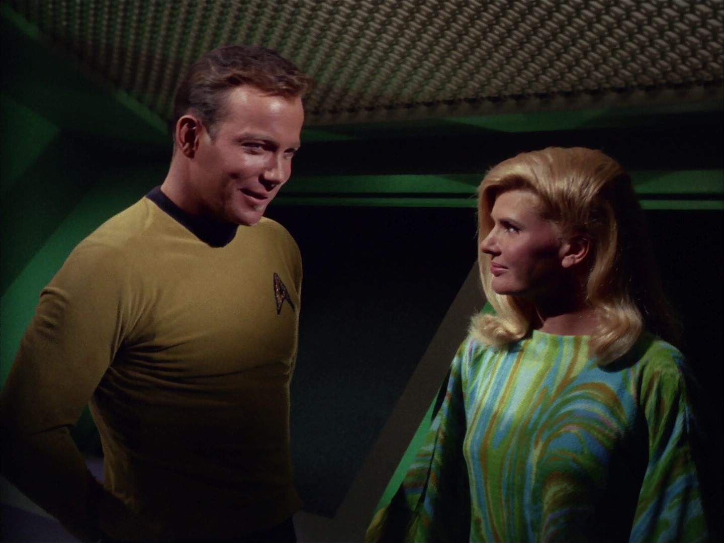 ariane179254_StarTrek_1x13_TheConscienceOfTheKing_1289.jpg