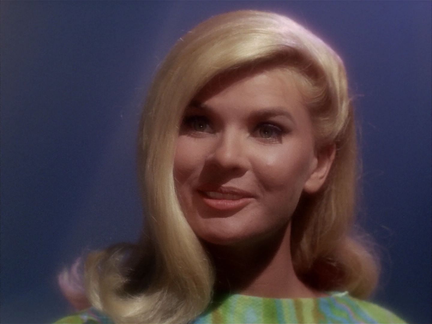 ariane179254_StarTrek_1x13_TheConscienceOfTheKing_1379.jpg