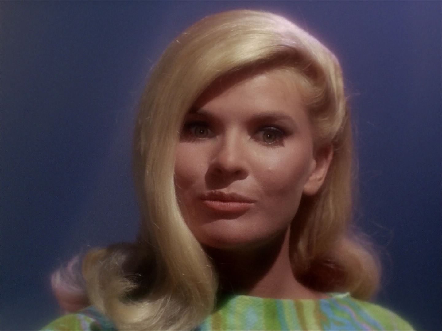 ariane179254_StarTrek_1x13_TheConscienceOfTheKing_1394.jpg