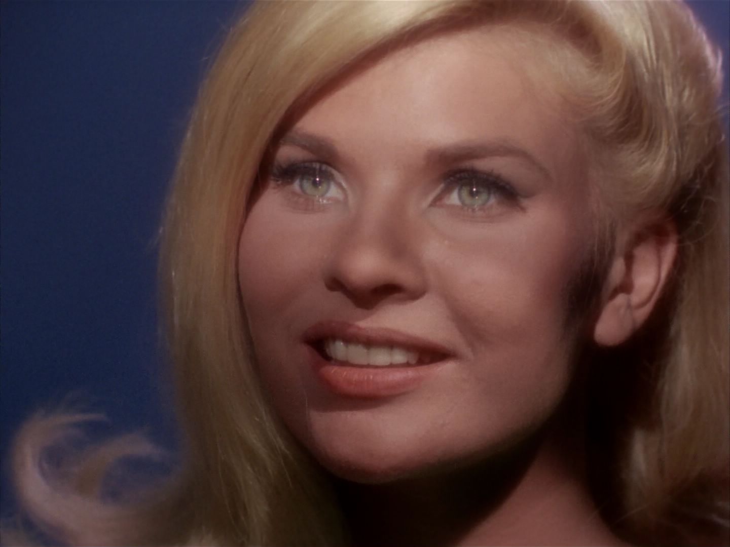 ariane179254_StarTrek_1x13_TheConscienceOfTheKing_1411.jpg