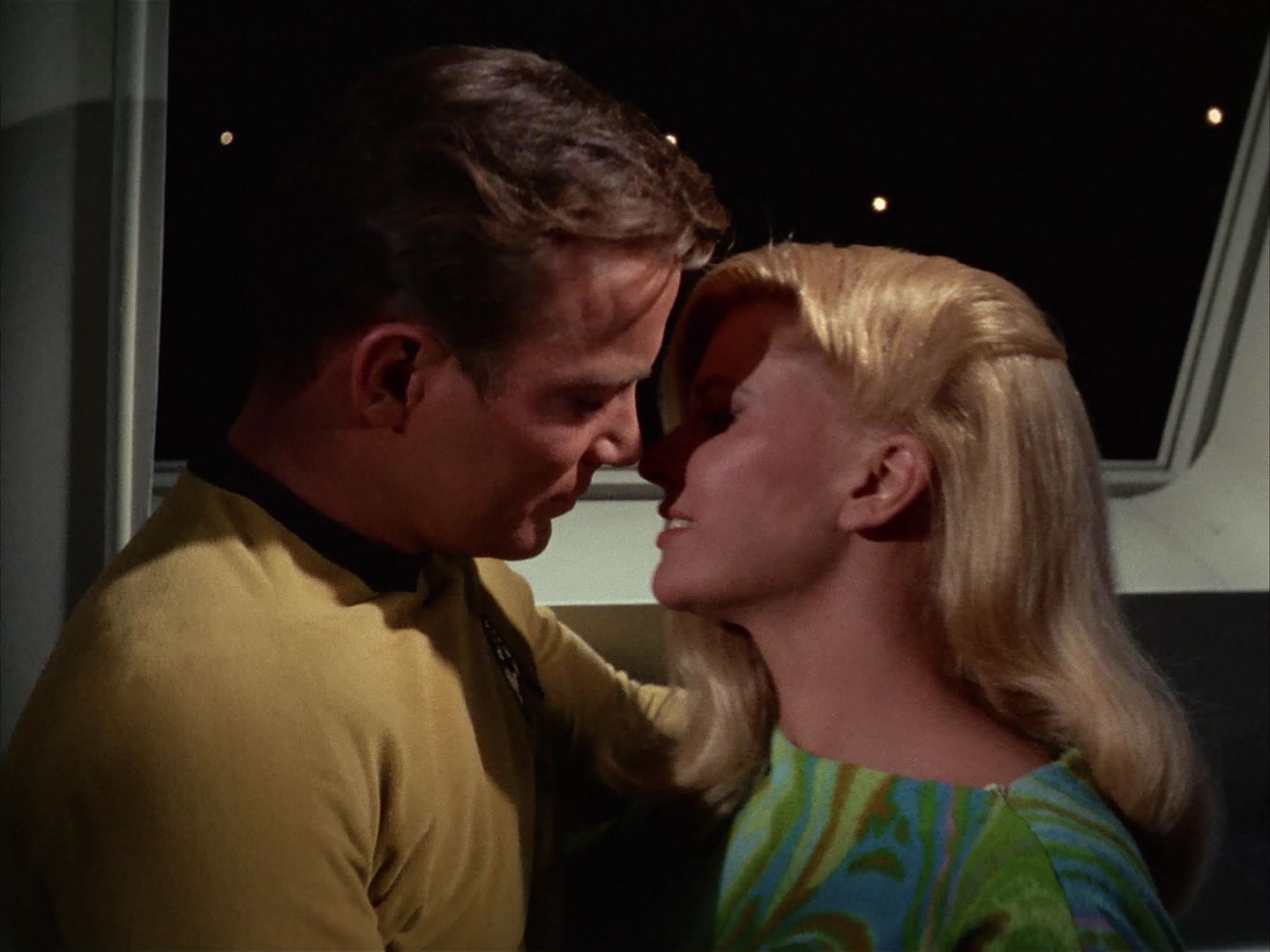 ariane179254_StarTrek_1x13_TheConscienceOfTheKing_1426.jpg