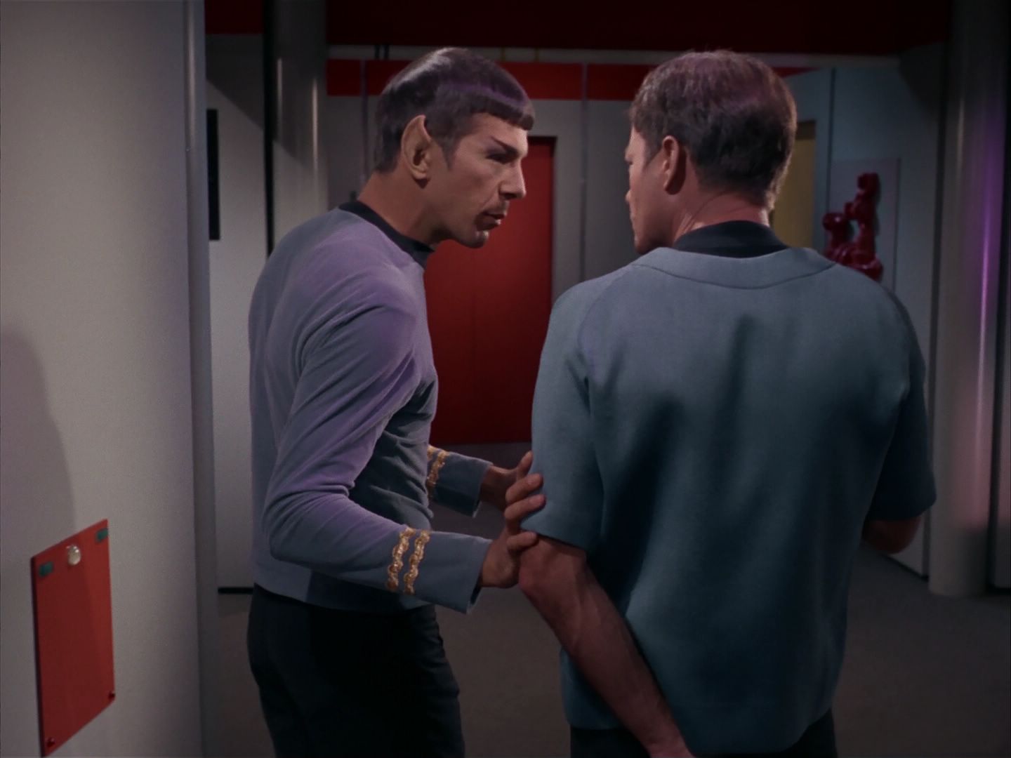 ariane179254_StarTrek_1x13_TheConscienceOfTheKing_1547.jpg
